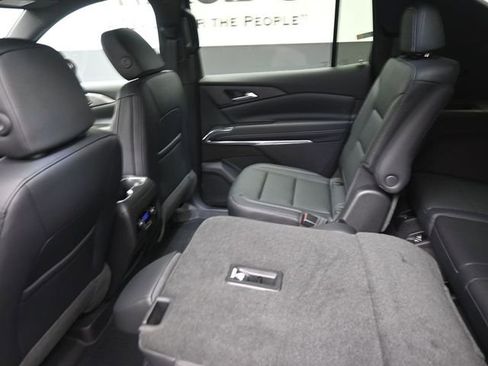 New 2026 Chevrolet Traverse LT w/ Sun and Wheel Package image 10