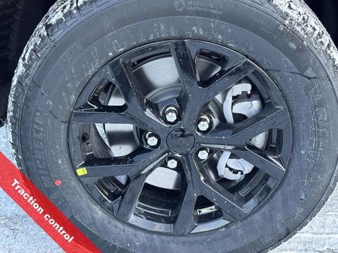 New 2025 Jeep Grand Cherokee L Altitude image 35