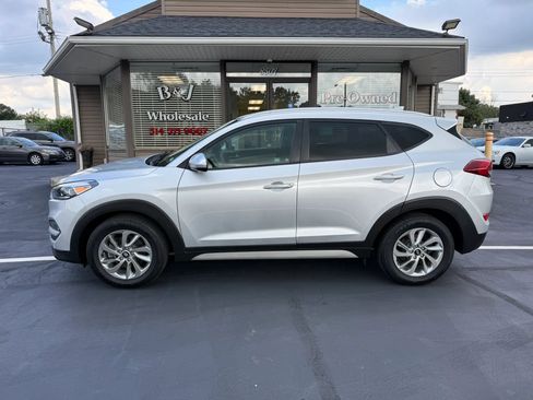 Used 2018 Hyundai Tucson SEL AWD/4WD image 2