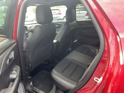 Used 2021 Chevrolet TrailBlazer RS w/ Sun and Liftgate Package AWD/4WD image 11
