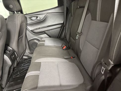 Used 2023 Chevrolet Blazer LT w/ Driver Confidence Package image 19