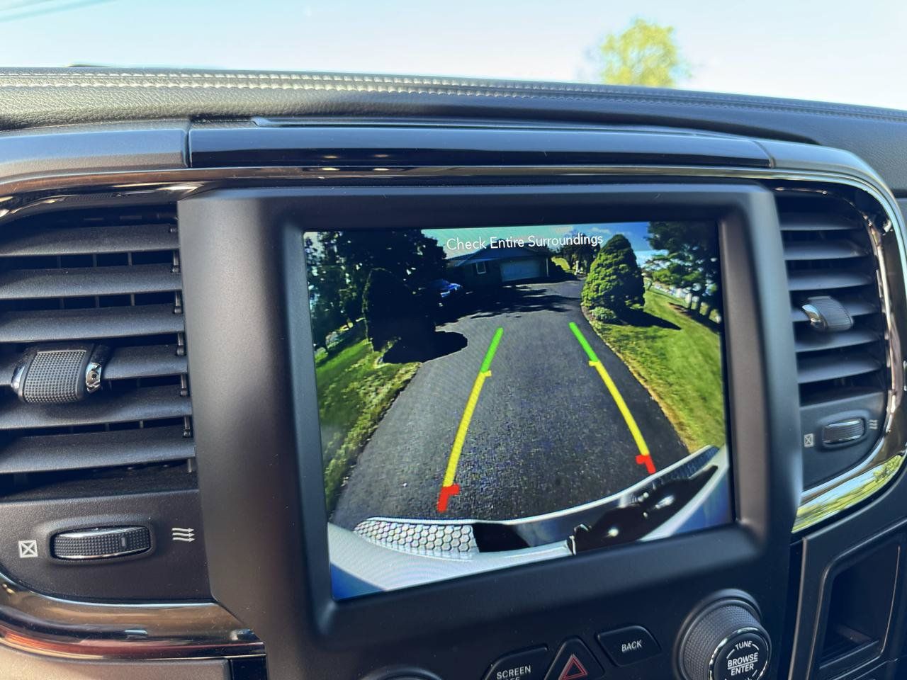 Used 2018 RAM 2500 Big Horn w/ Sport Appearance Group AWD/4WD image 19