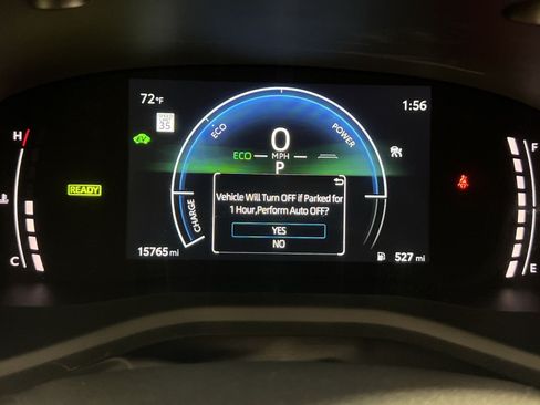 Used 2025 Toyota Camry SE AWD/4WD image 17