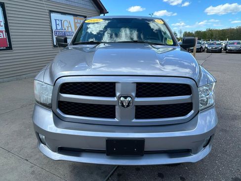 Used 2020 RAM 1500 Express AWD/4WD image 2