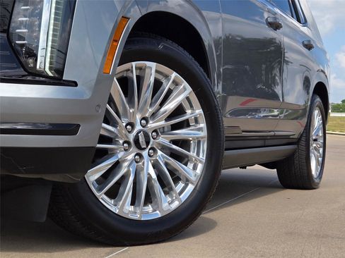 New 2026 Cadillac Escalade Platinum Sport w/ LPO, ONYX Package AWD/4WD image 8