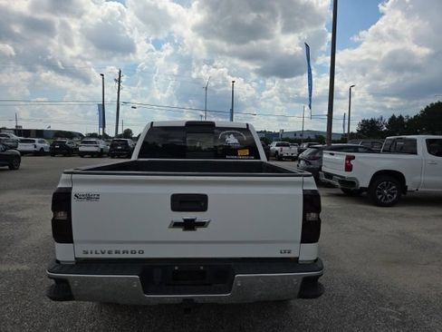 Used 2015 Chevrolet Silverado 1500 LTZ Z71 w/ LTZ Plus Package AWD/4WD image 10