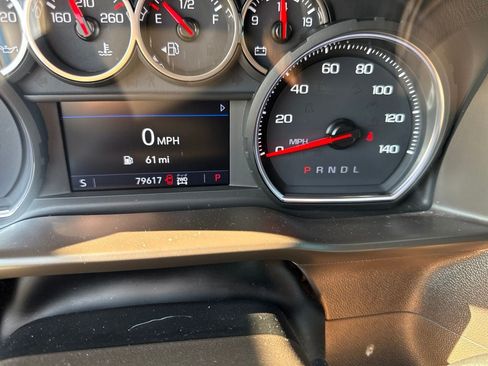 Used 2020 Chevrolet Silverado 1500 LT w/ Texas Edition AWD/4WD image 22