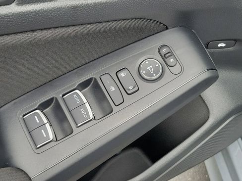 Certified 2025 Honda Civic Sport image 21