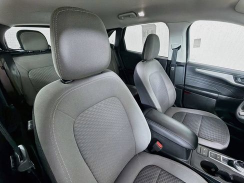 Used 2022 Ford Escape SE FWD image 26