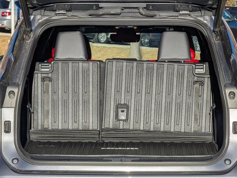 Used 2023 Toyota Highlander XSE image 17