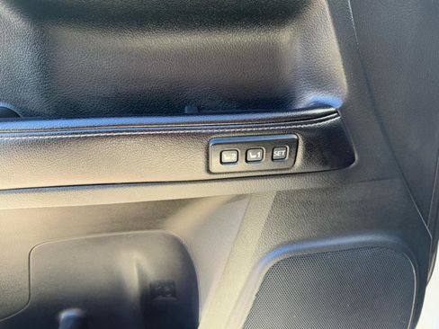 Used 2016 Toyota 4Runner Limited AWD/4WD image 13