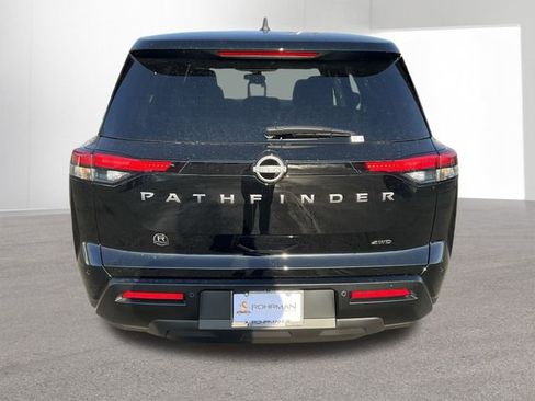 New 2026 Nissan Pathfinder S image 5