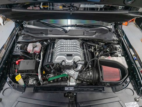 Used 2023 Dodge Challenger SRT Hellcat RWD image 15