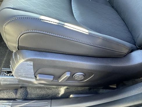 New 2026 Kia Carnival EX image 31