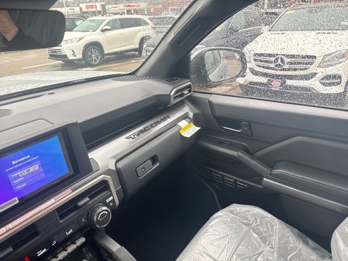 New 2026 Toyota Tacoma SR5 image 33