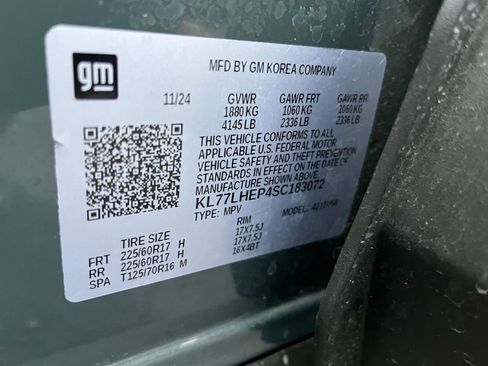 Used 2025 Chevrolet Trax LT image 27