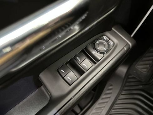 New 2026 Chevrolet Silverado 1500 Custom w/ LPO, Dark Essentials Package AWD/4WD image 16