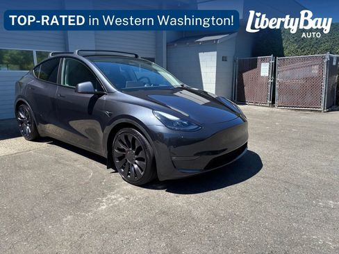 Used 2024 Tesla Model Y Performance AWD/4WD image 10