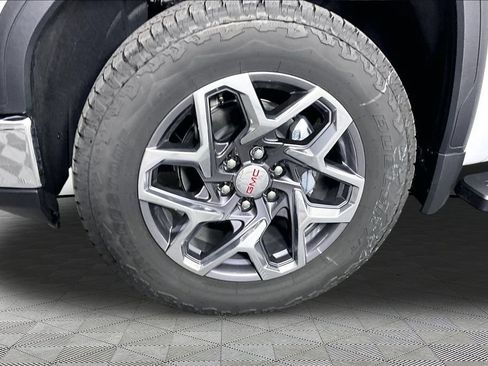 New 2026 GMC Sierra 1500 SLT w/ SLT Premium Package AWD/4WD image 13