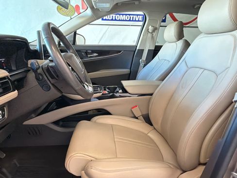 Used 2021 Lincoln Nautilus Reserve w/ Equipment Group 201A image 16