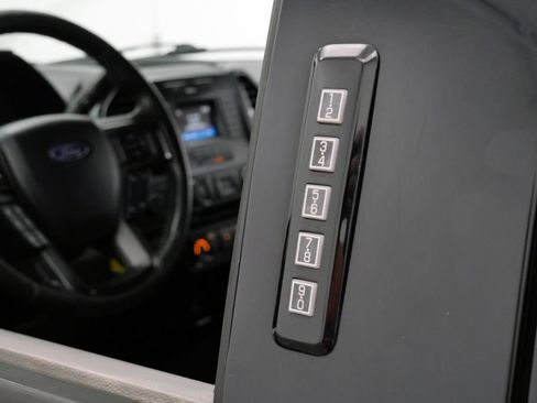 Used 2017 Ford F150 XLT w/ Equipment Group 301A Mid AWD/4WD image 14