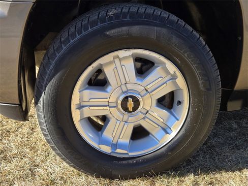 Used 2012 Chevrolet Suburban LT w/ Suspension Package, Off-Road image 7