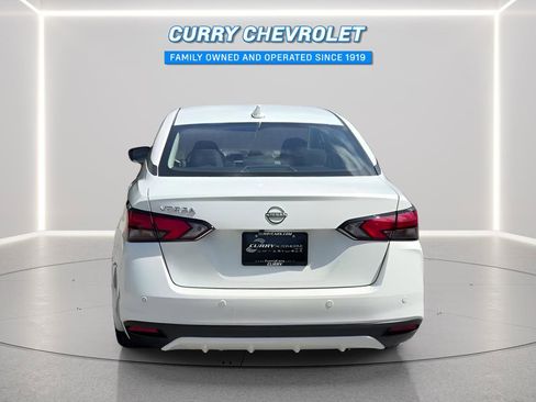 Used 2025 Nissan Versa SV w/ Trunk Package image 11