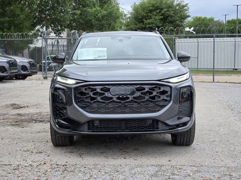 New 2026 Audi Q3 quattro 2.0T AWD/4WD image 4