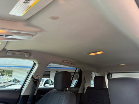 Used 2013 GMC Terrain SLE FWD image 17