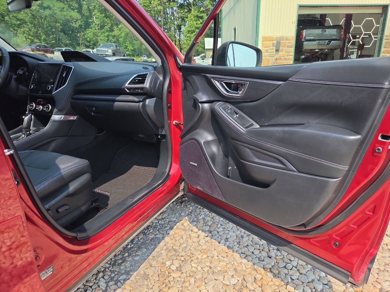 Used 2019 Subaru Forester Touring AWD/4WD image 25