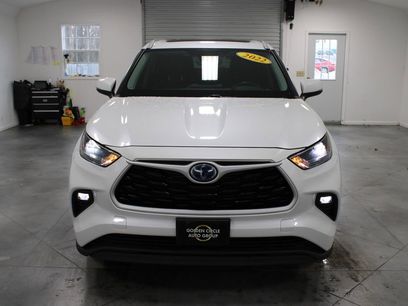 Used 2022 Toyota Highlander XLE