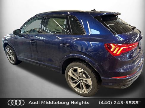 Used 2025 Audi Q3 2.0T Premium w/ Convenience Plus Package AWD/4WD image 4
