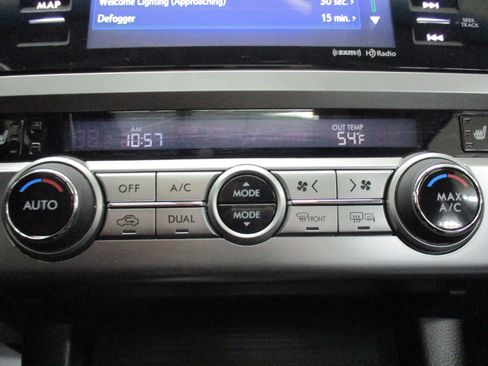 Used 2017 Subaru Legacy 2.5i Sport image 31