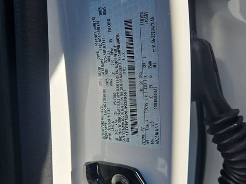 Used 2018 Ford F150 Lariat w/ Equipment Group 501A Mid AWD/4WD image 29