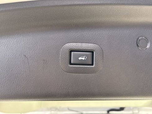 Used 2019 INFINITI QX80 Luxe w/ Proactive Package image 35