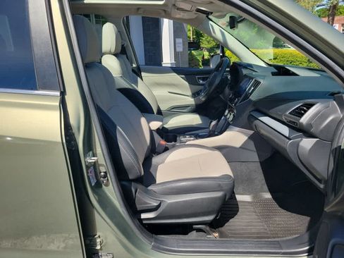 Used 2019 Subaru Forester Limited AWD/4WD image 27