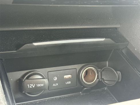 Used 2017 Hyundai Elantra Value Edition w/ Cargo Package FWD image 26