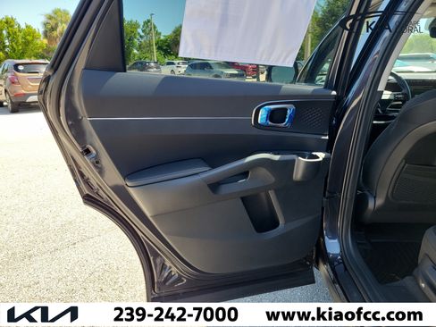 New 2026 Kia Sorento LX FWD image 13