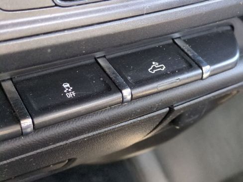 Used 2015 GMC Sierra 1500 2WD Regular Cab image 25