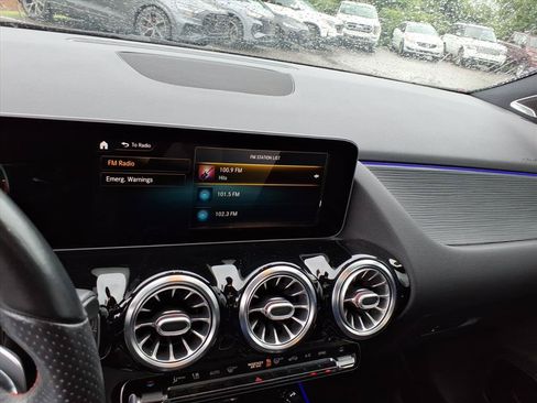 Certified 2021 Mercedes-Benz GLA 35 AMG 4MATIC image 20