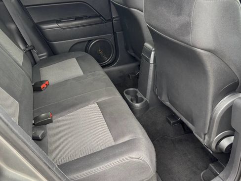 Used 2012 Jeep Patriot Latitude w/ Sun/Sound Group image 15