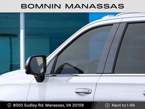 New 2026 Chevrolet Suburban Premier image 12