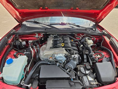 Used 2016 MAZDA MX-5 Miata Club RWD image 27