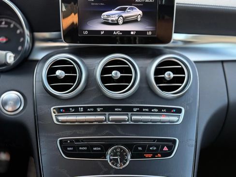 Used 2015 Mercedes-Benz C 300 4MATIC Sedan image 25