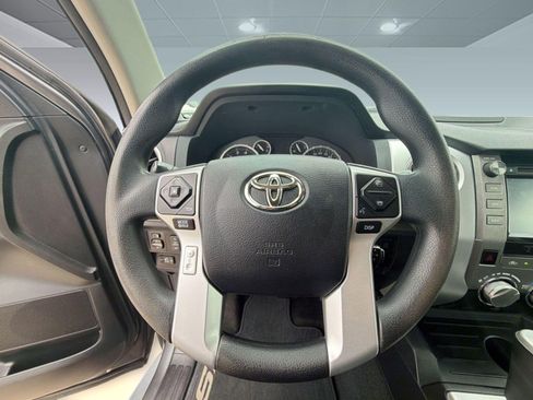 Used 2016 Toyota Tundra SR5 w/ SR5 Upgrade Package RWD image 15