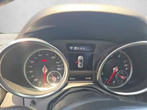 Used 2020 Mercedes-Benz SLC 300 w/ Premium Package image 10