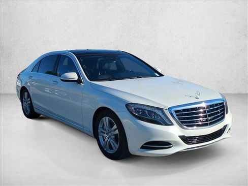 Used 2017 Mercedes-Benz S 550 Sedan image 3