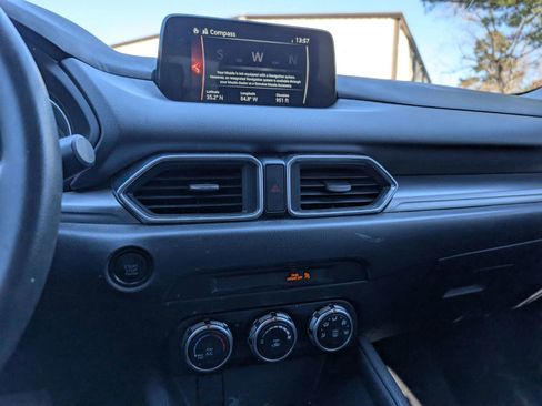 Used 2017 MAZDA CX-5 Sport image 27