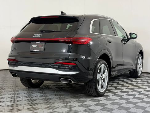 Certified 2025 Audi Q5 Premium w/ Premium Plus AWD/4WD image 9