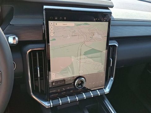 New 2026 GMC Acadia AT4 w/ Luxury Package AWD/4WD image 11